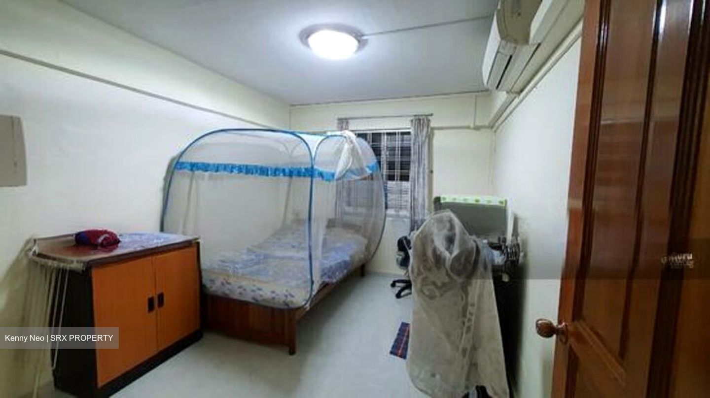 Blk 335 Clementi Avenue 2 (Clementi), HDB 3 Rooms #556010961